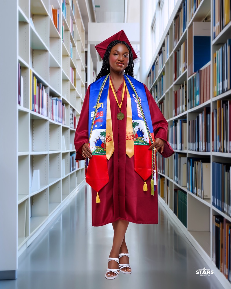 Graduation photography by Stars Delightful Agency in Dover, Delaware — sample 1