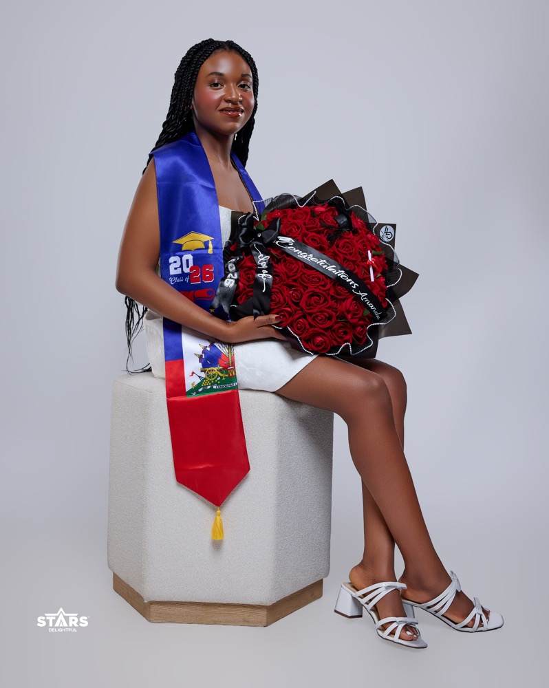 Graduation photography by Stars Delightful Agency in Dover, Delaware — sample 3