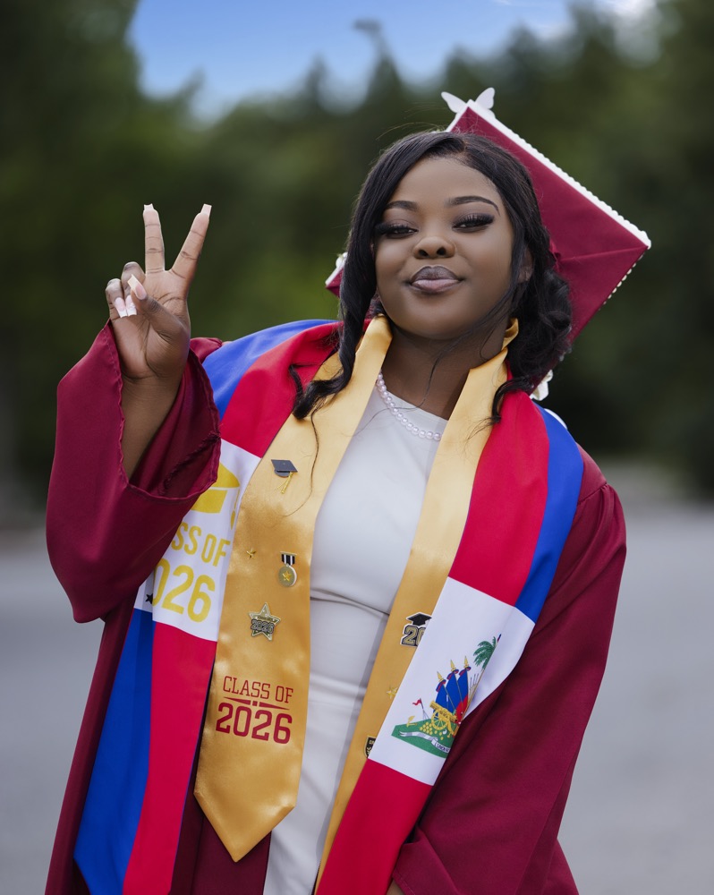 Graduation photography by Stars Delightful Agency in Dover, Delaware — sample 14
